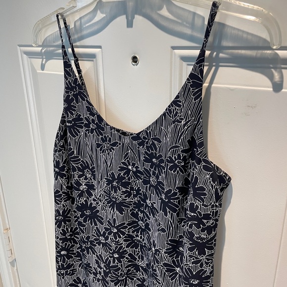 Banana Republic Factory Daisy Spaghetti Strap Sleeveless Top Size XS Navy White - Picture 10 of 11
